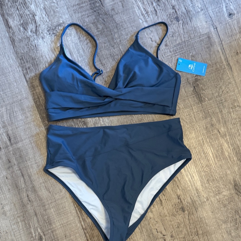 NWT Women's Blue Swim Set